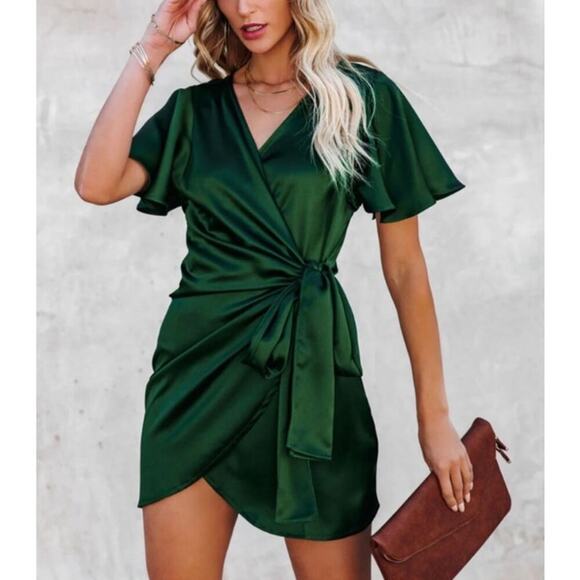 Vici Dresses & Skirts - Vici Frame of Mind Satin Wrap Dress in Emerald,size S